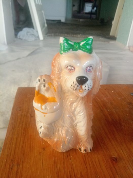 Статуеткка сабак