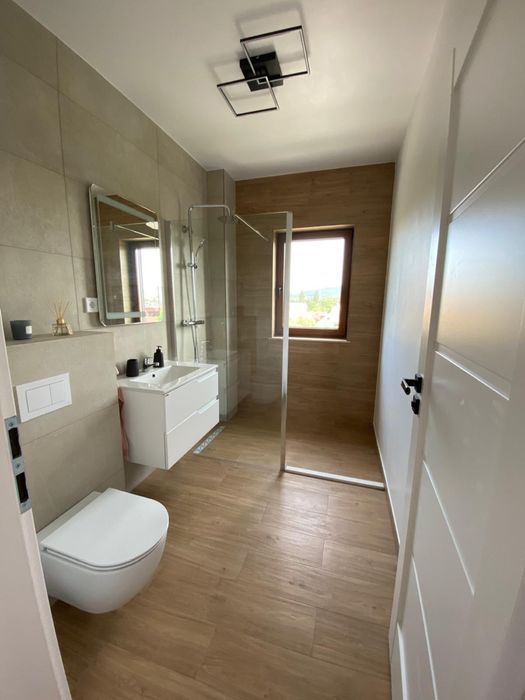 Apartament 3 camere | 2 băi | Bloc nou | Parcare | Zona Kaufland jos