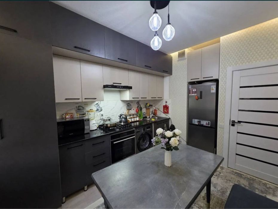 Сдаётся квартира 2/2/4 на Яшнабад р-не, о-рр метро Тузель.