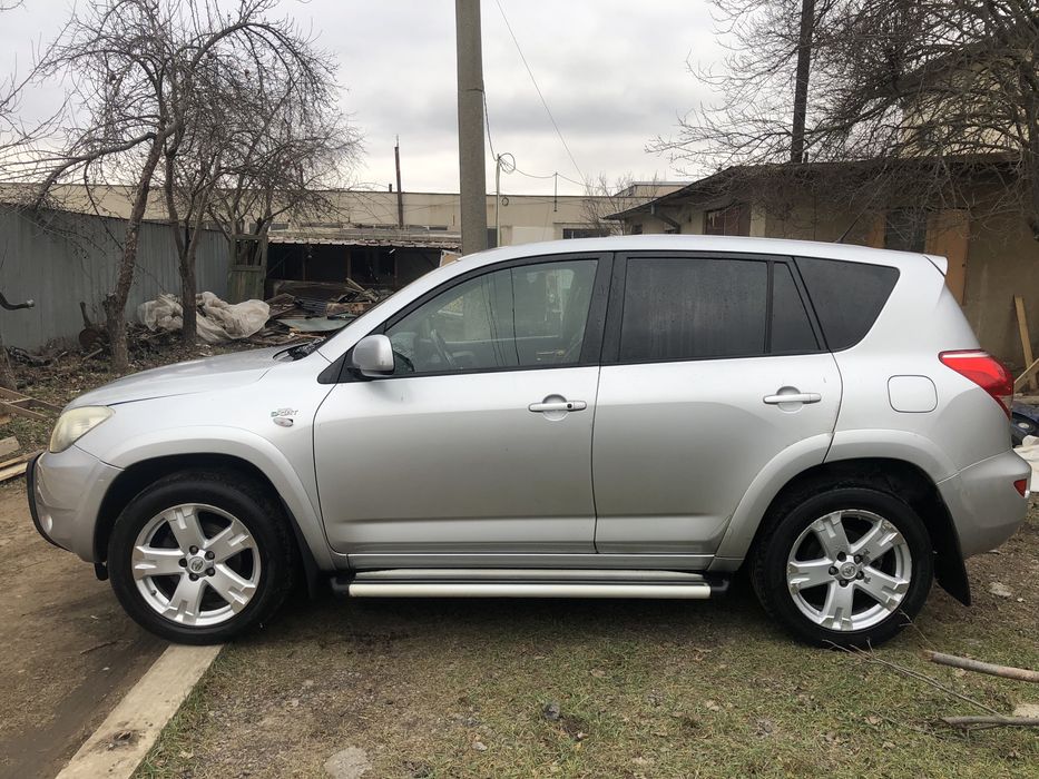 НА ЧАСТИ Toyota  Rav4 2.2 D-Cat 177к.с Ел Кожа Навигация