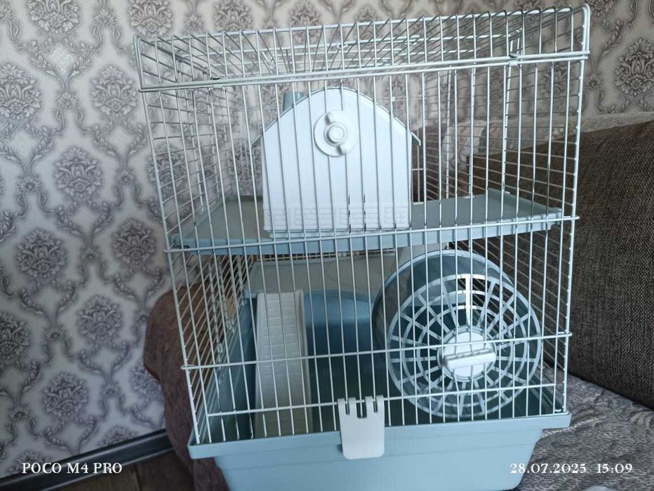 Продам клетку для хомяка