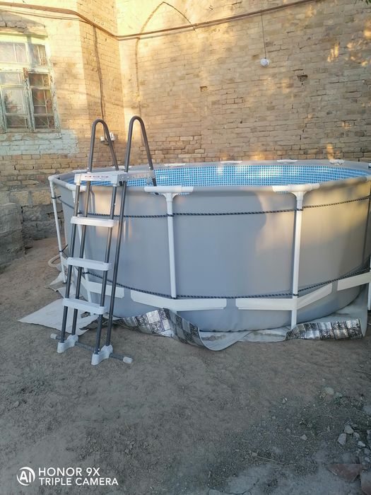 Каркасный бассейн INTEX 370/ 110 см. Новый.