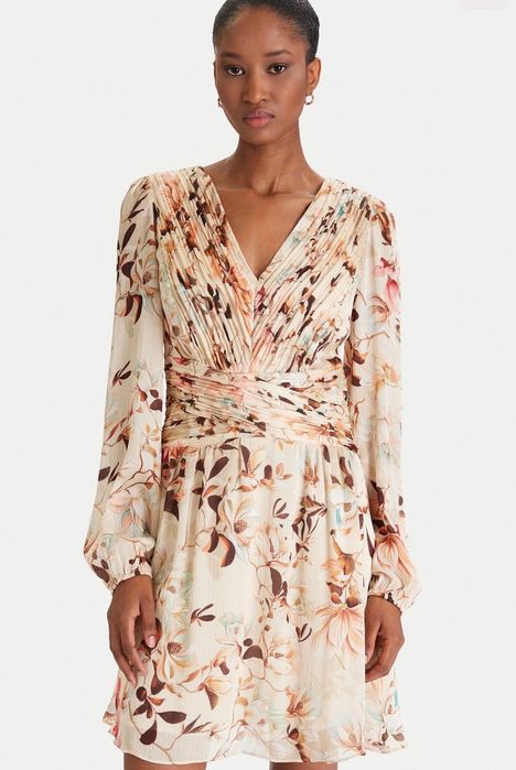 Рокля GUESS / Коктейлна рокля