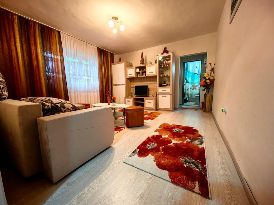 Vând apartament 2 camere