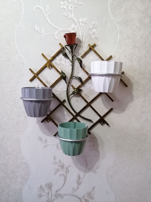 Цветочница в подарок девушке на НГ