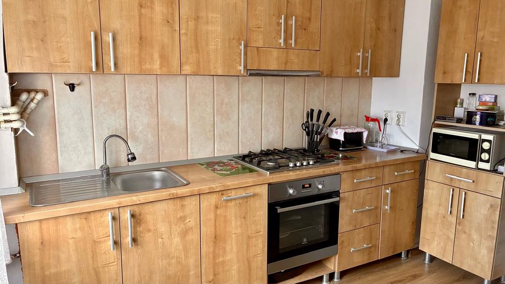 Apartament 3 camere Beiuș, 66 mp, str. Ghe.  Pituț, diverse destinații