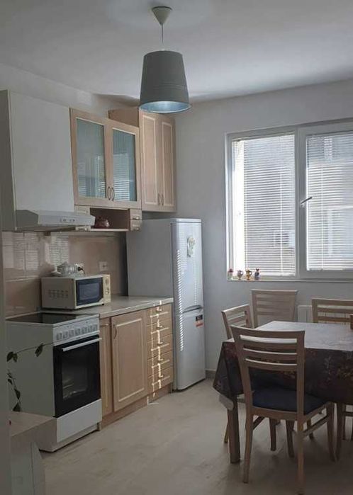 Дава се под наем Тристаен апартамент в София, Оборище - 90 кв.м за 663 € - Снимка #1