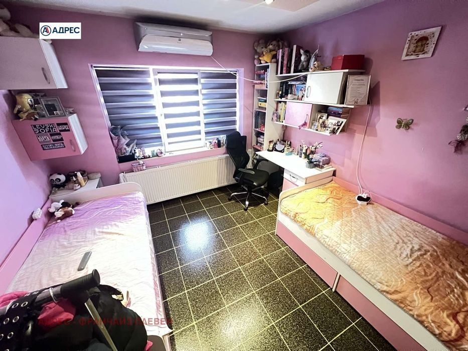 Продава се Етаж от къща в Плевен, Широк център - 115 кв.м за 1374 €/кв.м - Снимка #6