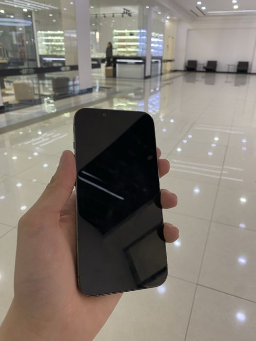 Продам айфон 13 про