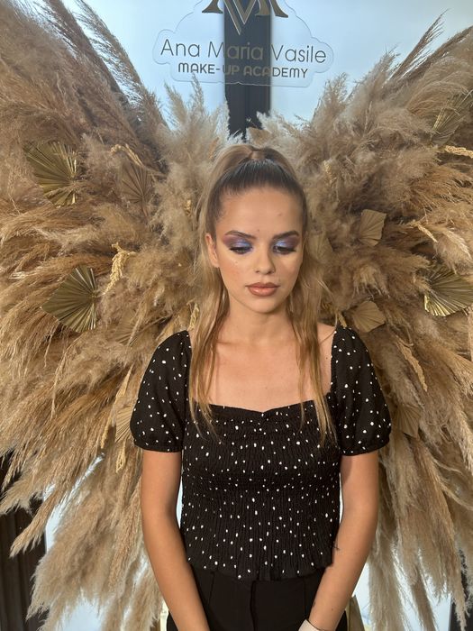 Machiaj profesional (makeup artist cu diploma acreditata)