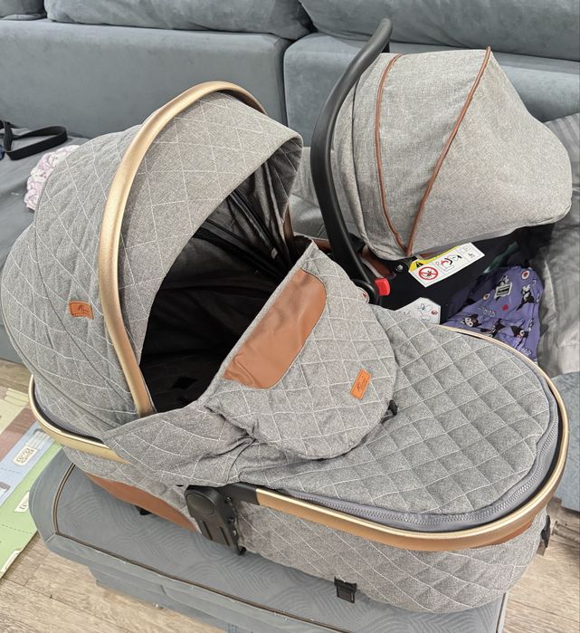 Продам коляску с автолюлькой