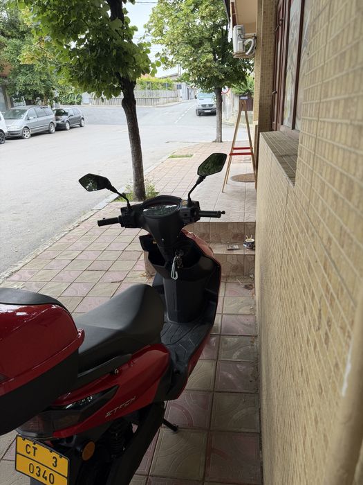 Vând scuter electric ZTECH fara permis