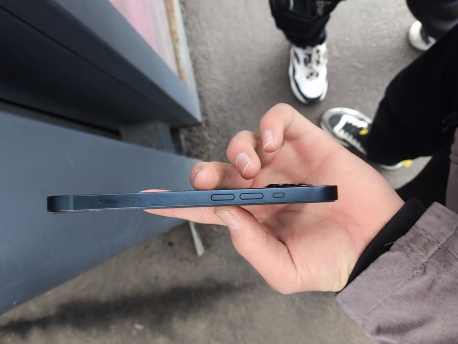 Iphone 13 с гарантия