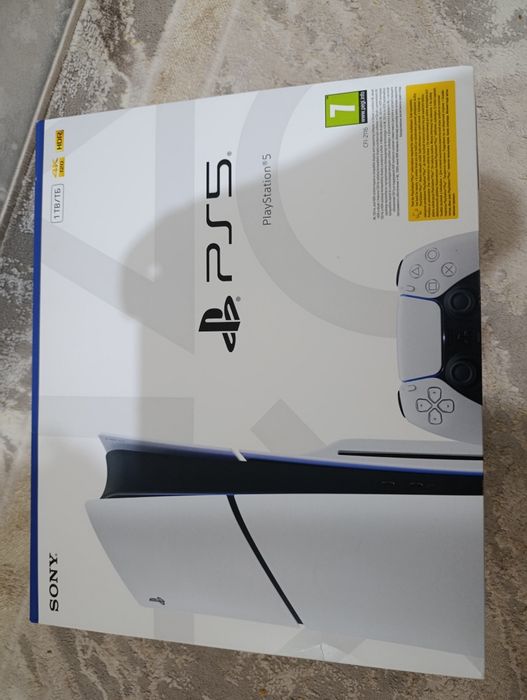 Продам Playstation 5Slim 1tb