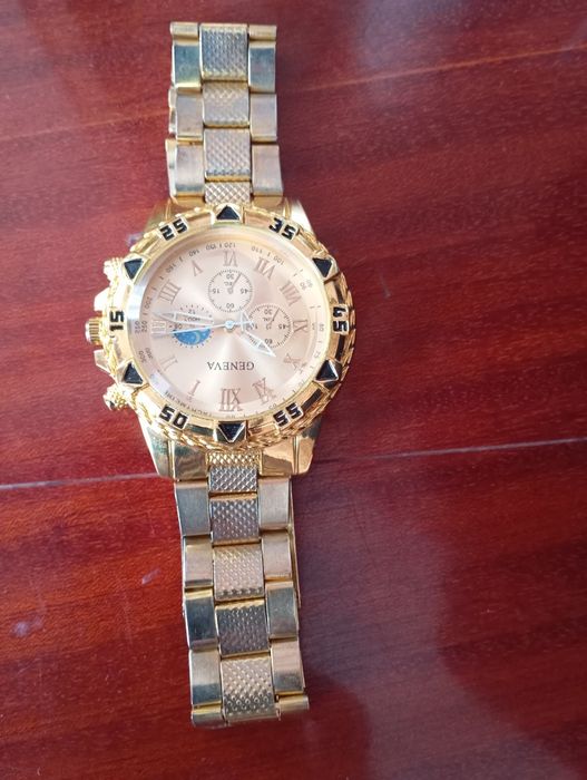 Продам    мужские часы