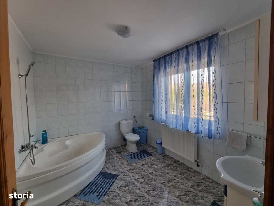 Vila in Calinesti, Arges -15min de Pitesti, toate utilitatile