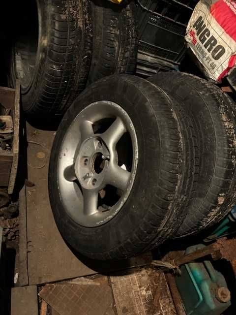 автомобилни джанти с размер 5.5х13 с гуми