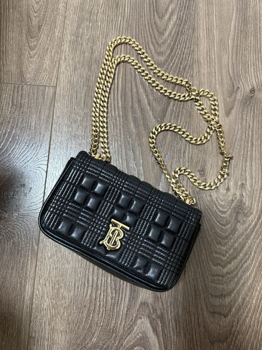 Burberry чанта с кутия