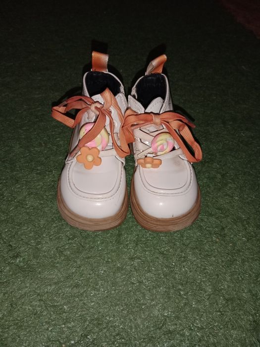 Кузги етик сатылады