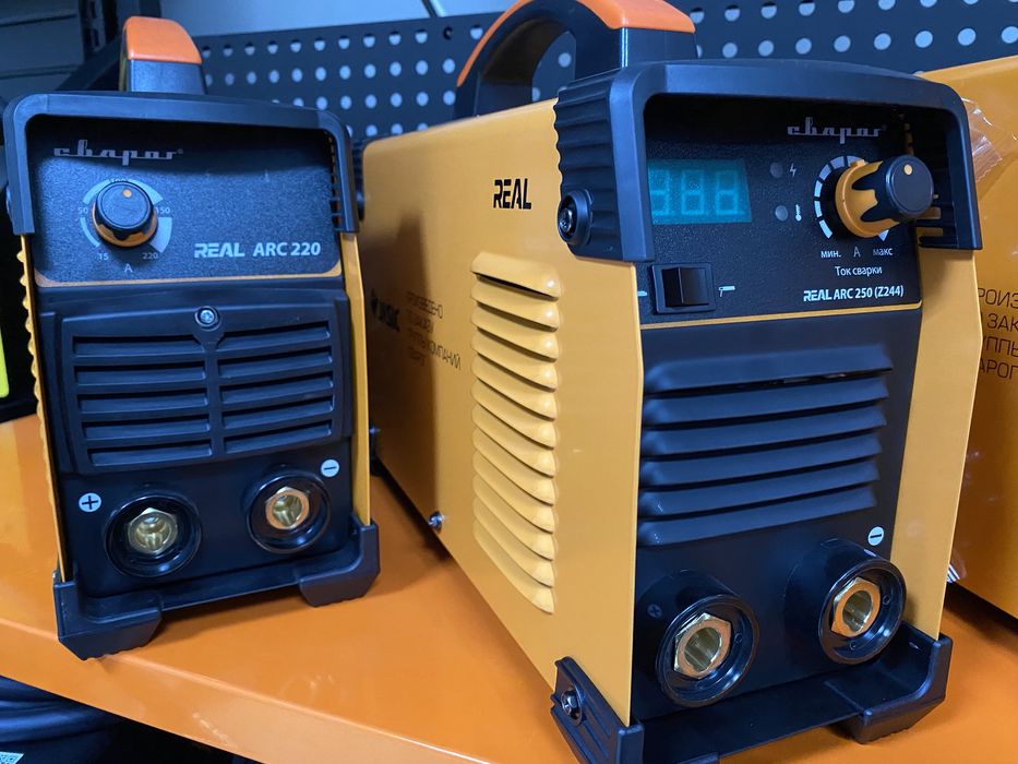 Сварочный инвертор Сварог Real Arc 220 Jasic