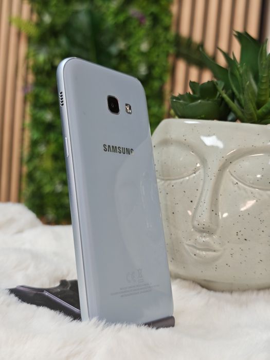 Samsung Galaxy A5 2017 Blue și Black