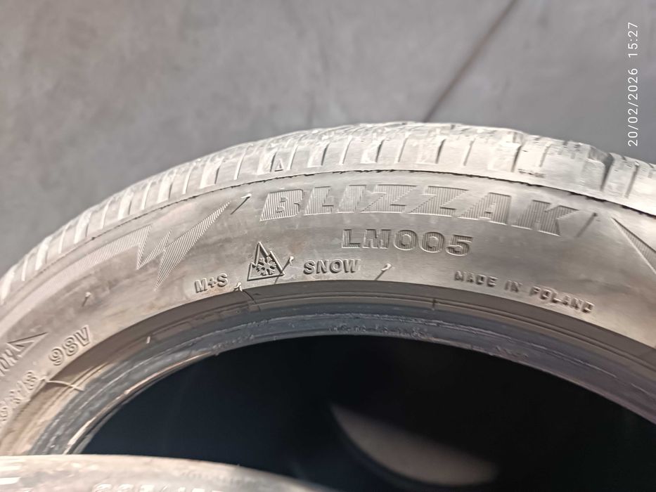 2бр.зимни гуми 235/45/18 Bridgestone