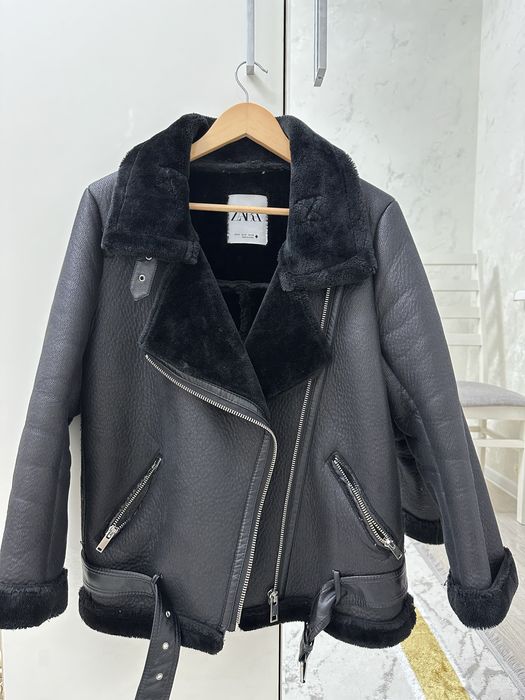 Теплая дубленка ZARA