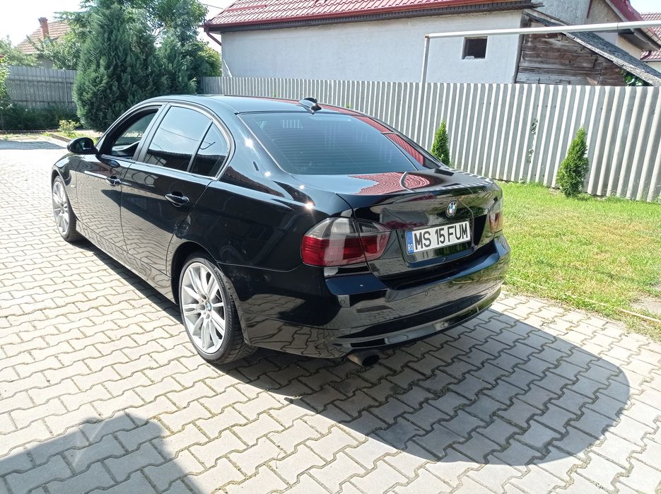 Vând BMW 320d e90