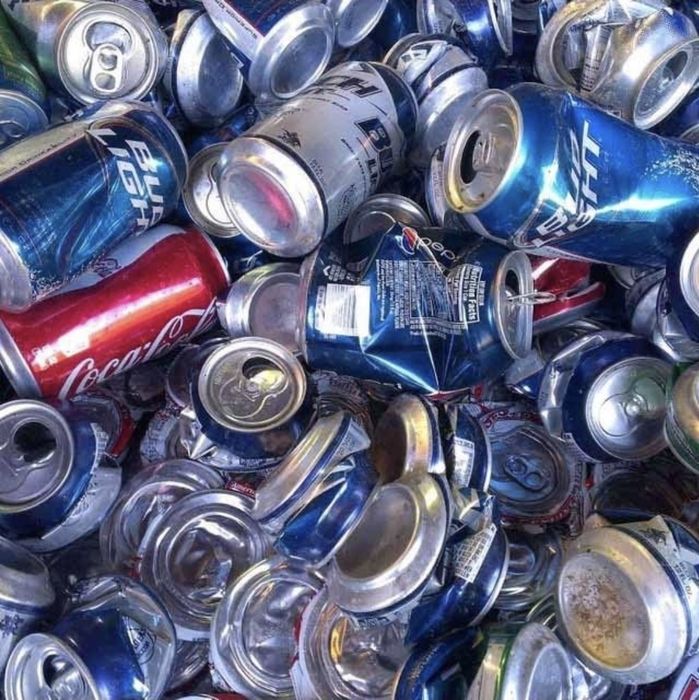 приём сбор алюминиевой банки