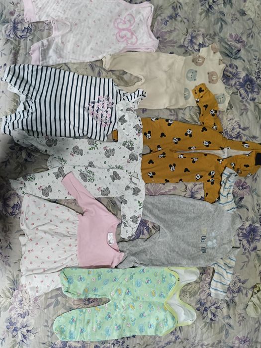 Продам вещи пакетом для новорожденного