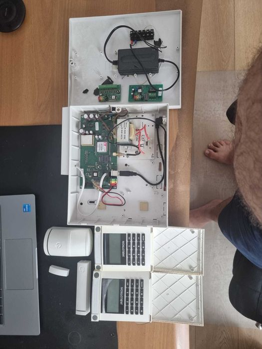 Centrala efractie Jablotron