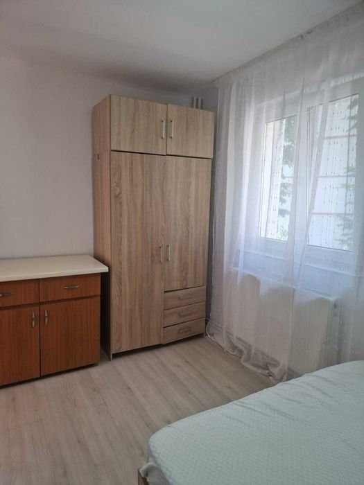 Închiriez apartament 2 camere