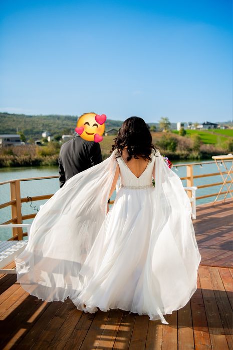 Vand rochie de mireasa La Mode Toujours