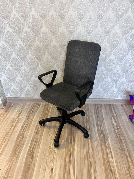 Кресло офисное компьютерное