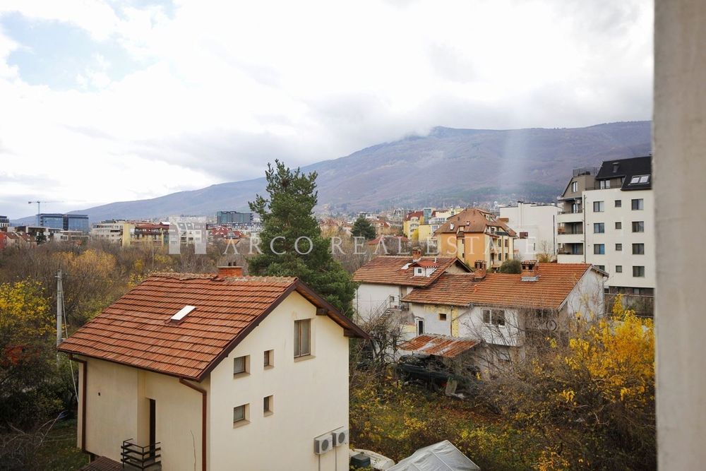 Продава 3- стаен Манастирски ливади, 237 000€