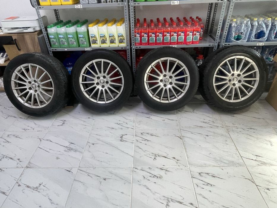 Set Jante cu cauciucuri de iarna 235x55x17