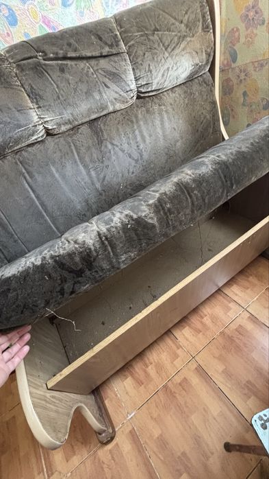 Отдам даром. Для кухни.