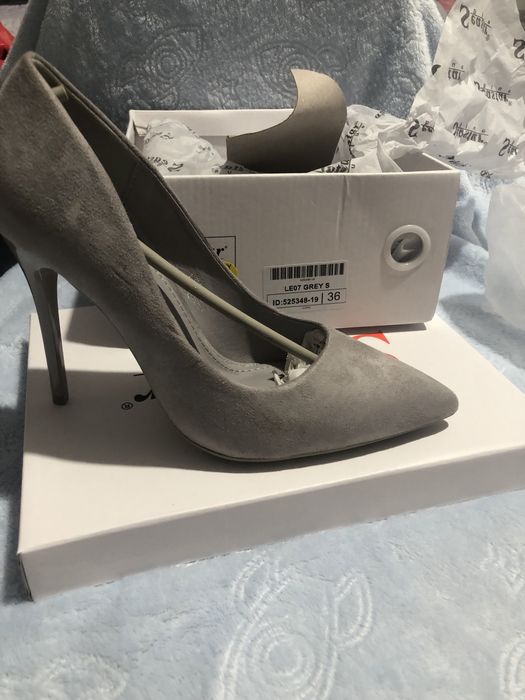 Pantof noi marime 36