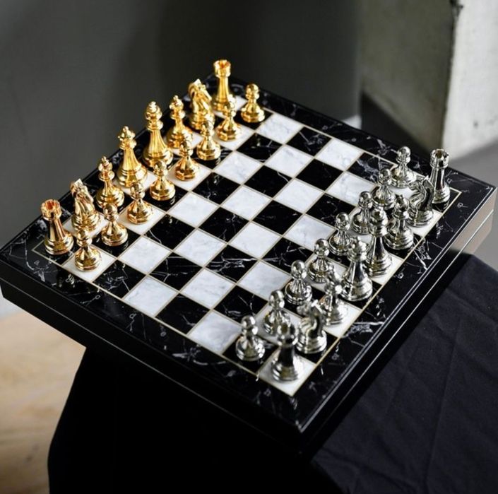 Шахматная доска из высококачественного дерева кожиний  доска