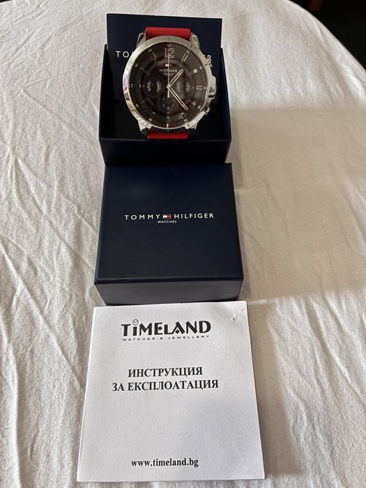 Часовник Tommy Hilfiger