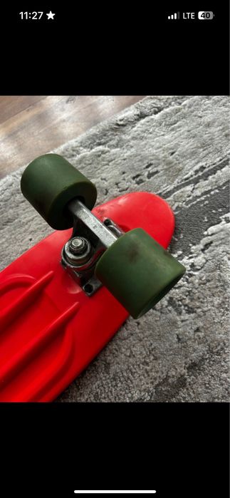 penny board rosu folosit