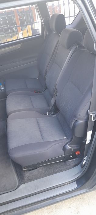 Toyota Avensis Verso  , 7местна