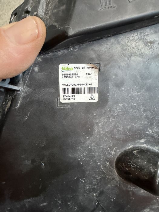 lumina de zii drl led dreapta peugeot 208
