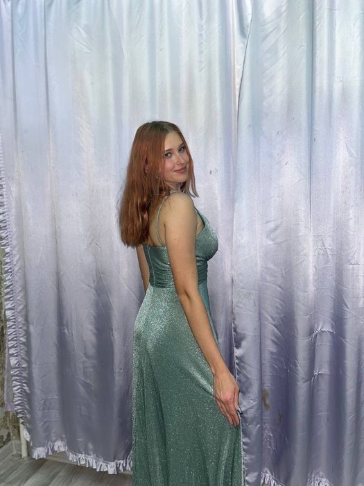 Вечернее платье в пол