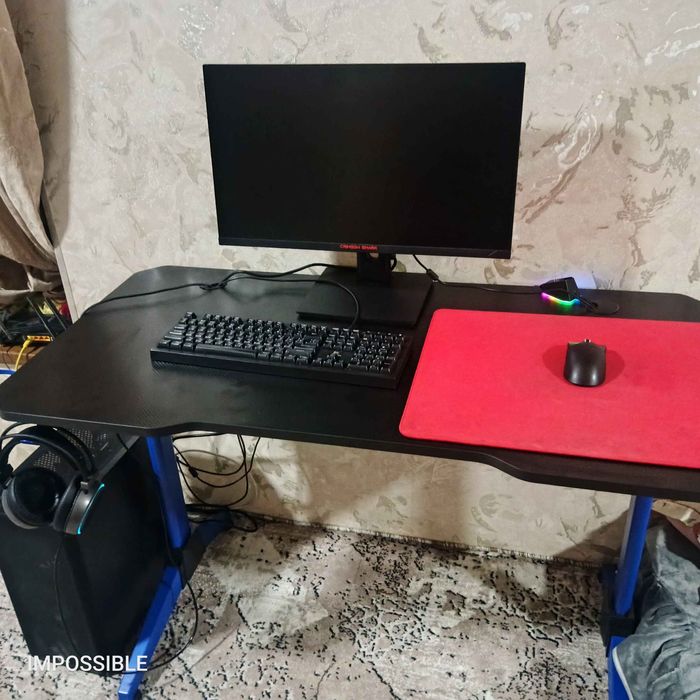 Manitor crimson shark professional eSports 600 Hz