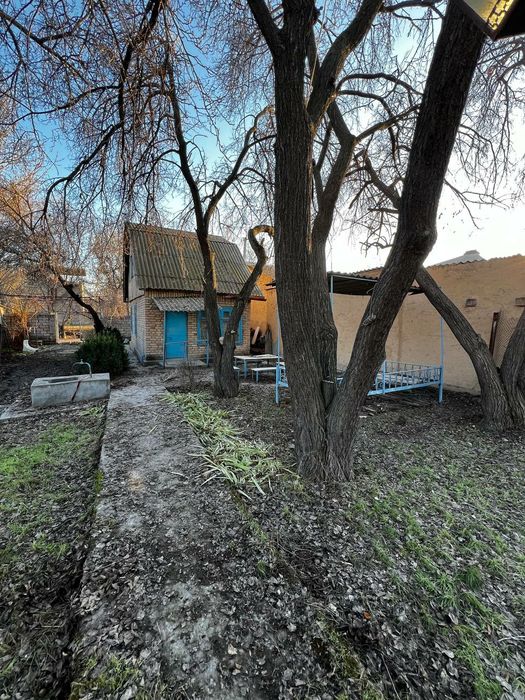 Продаётся дачный участок