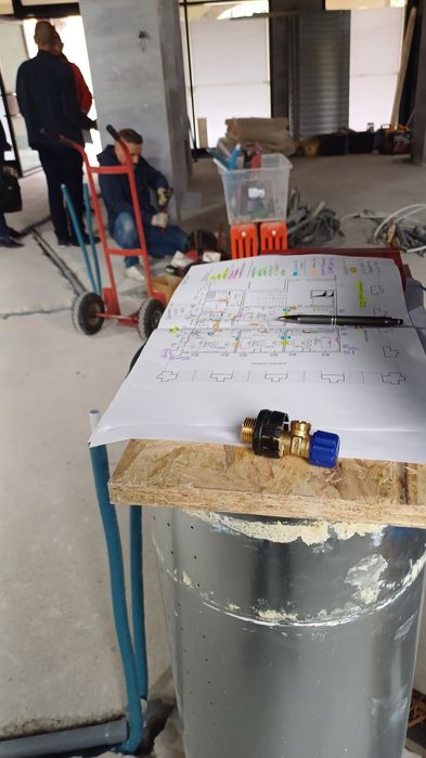 Constructii si finisaje