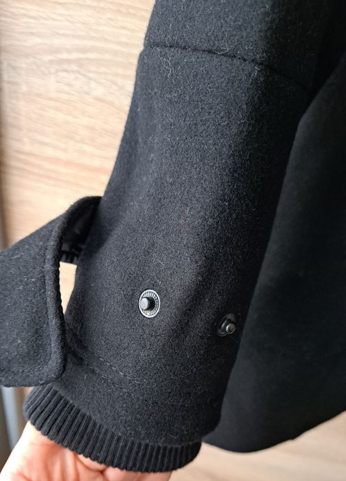 Palton bărbătesc Bershka ,nou,mărime L