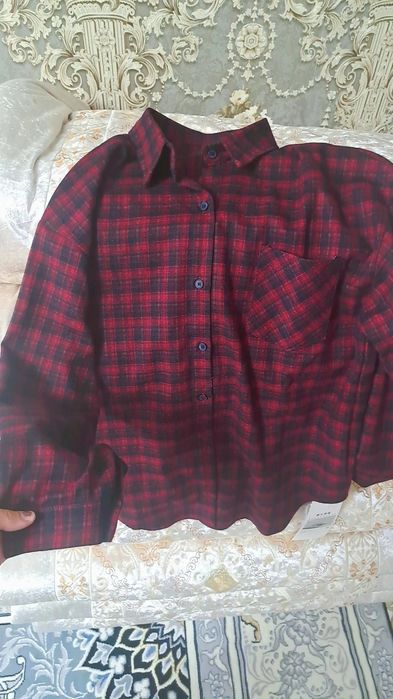 Женская рубашка новая, материал супер качества.