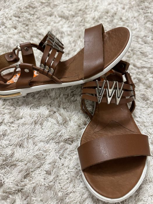 Дамски обувки-ежедневни